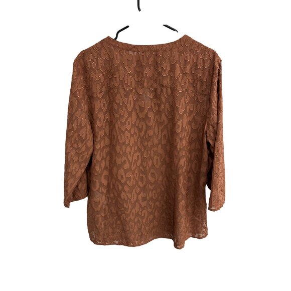 Chicos NWT Burnout Cheetah Print Blouse Size L Classic Copper 3/4 Sleeves - Picture 2 of 12